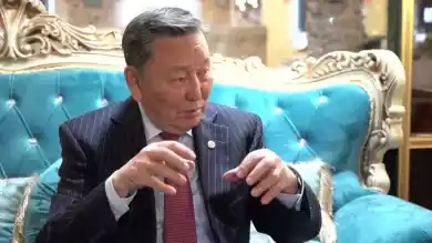 Семнадцать уроков независимости гражданина РК Адила Ахметова