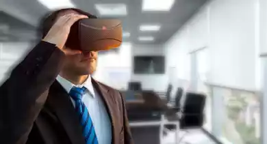 "Надеваем VR-очки и обучаем чиновника коммуникациям" — Ерлан Абил об академии спецподготовки для госслужащих РК