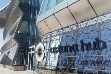 Прав ли министр Мусин? Третья часть — с IT-любимчиком, ИИ и тесными штанами eGov